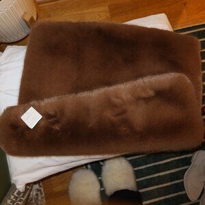 Pottery Barn Faux Mink Pillow Cover & Insert [Euro Size, 24x24] **NWT**